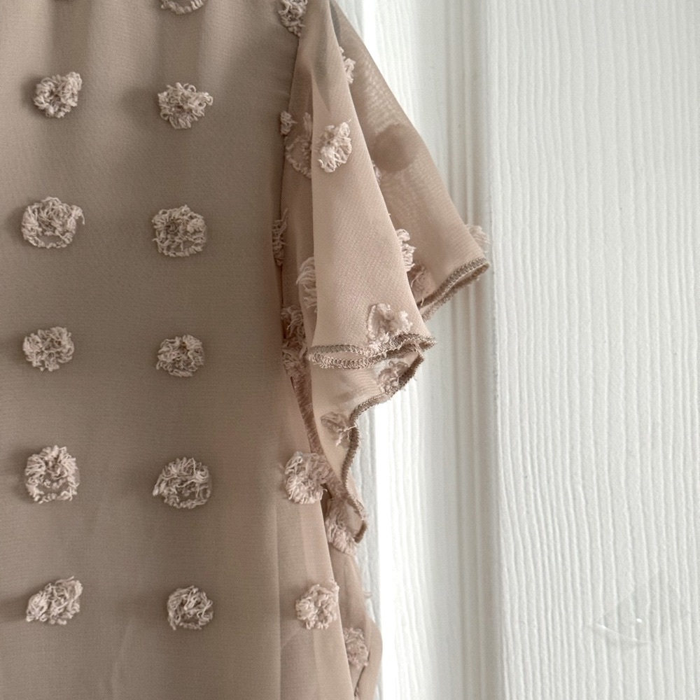Gorgeous Tan Textured Women's Top - Picture 2 of 5